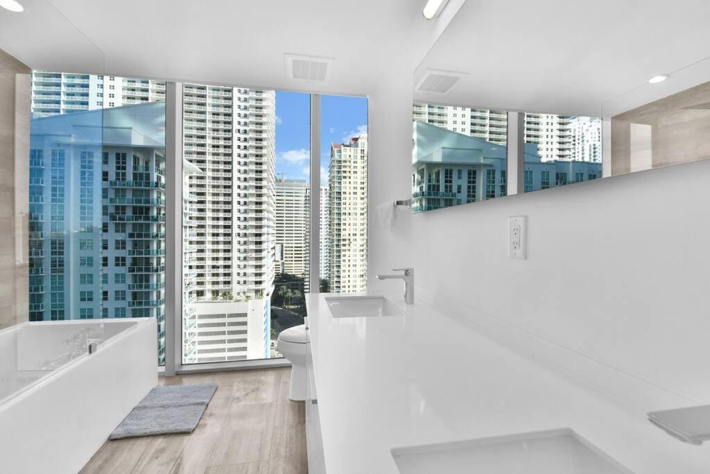 Lovely Upscale Condo Gorgeous View 2Bd 2Bath In Brickell 迈阿密 外观 照片